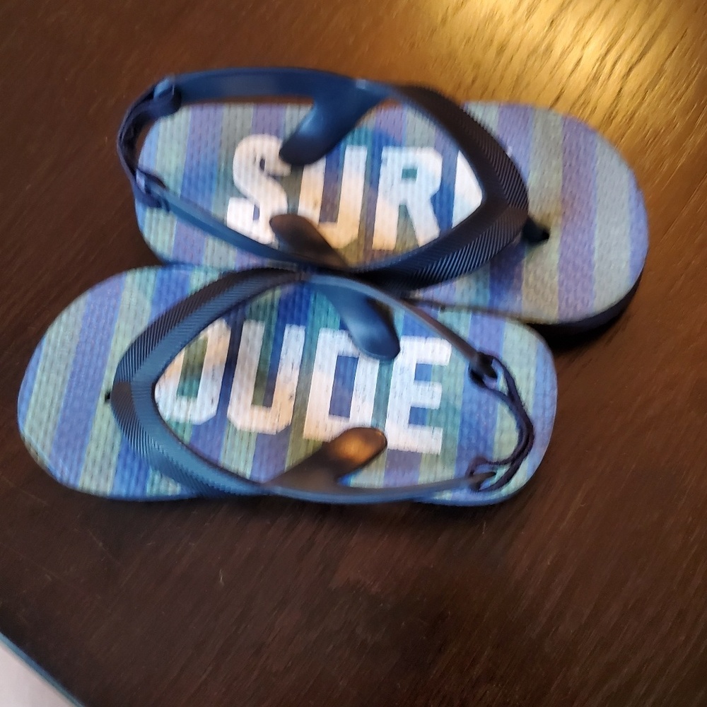 Flip flops toddler size 7
